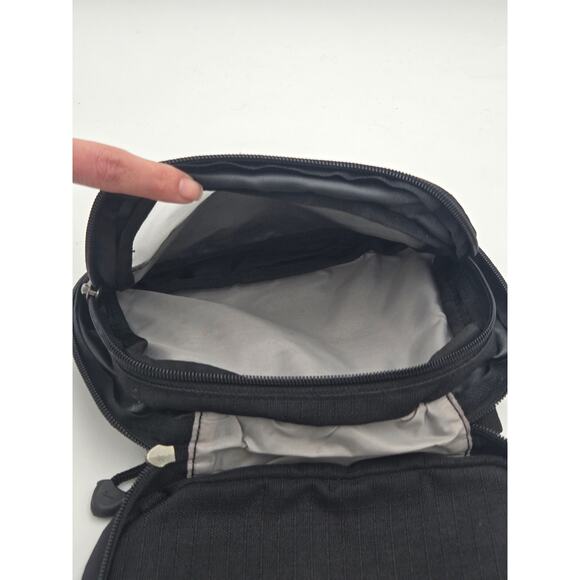 Nike Toiletry Travel Bag Black Grooming Kit Swoosh - Picture 5 of 8